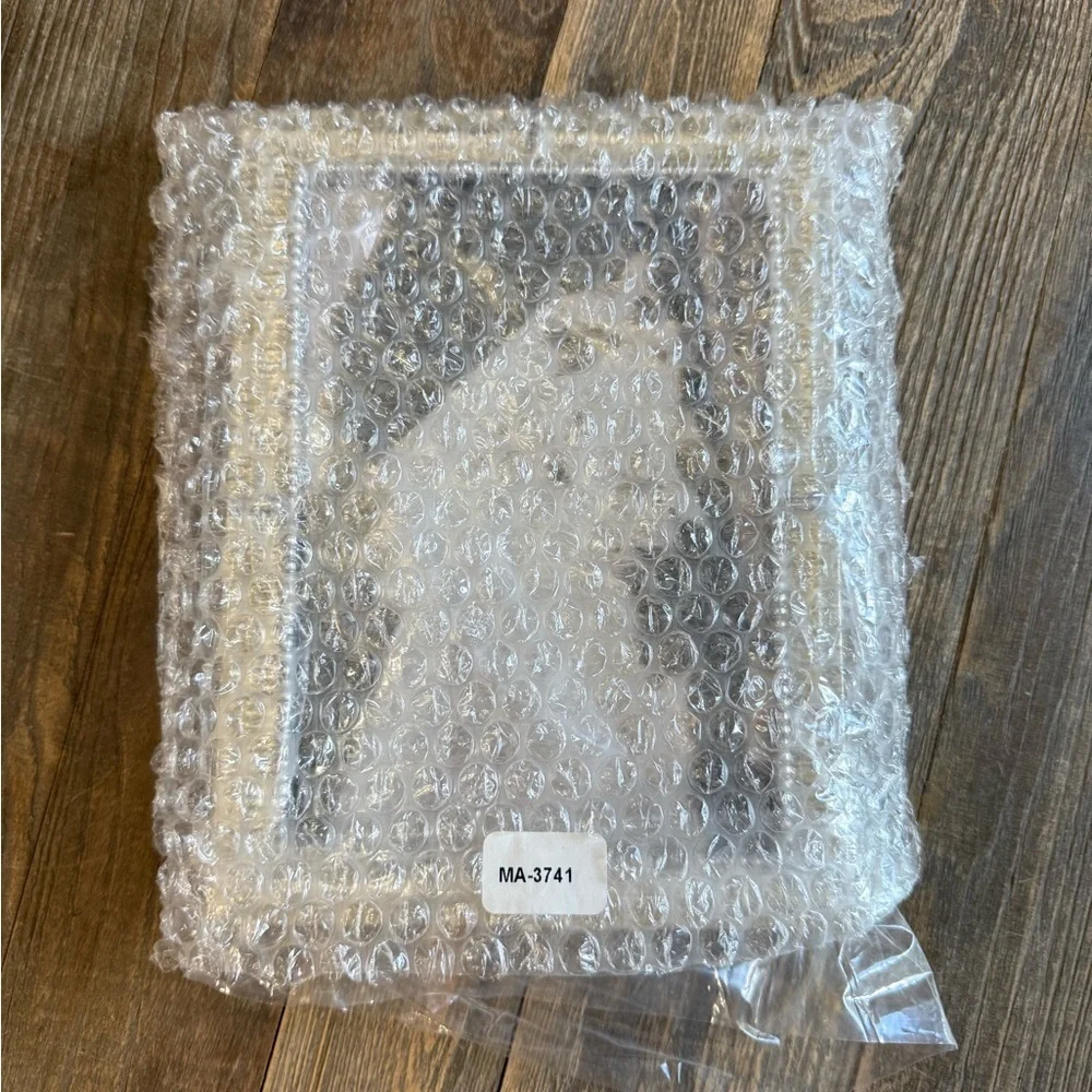 Miraposa Elegant Silver Photo Frame